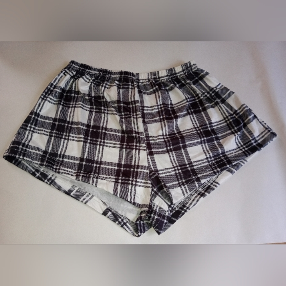 Plaid women shorts